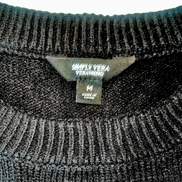 NEW 🖤🖤🖤with TAGS. Black and creamy white knit sweater, size m, beautiful sweater - Picture 6 of 14